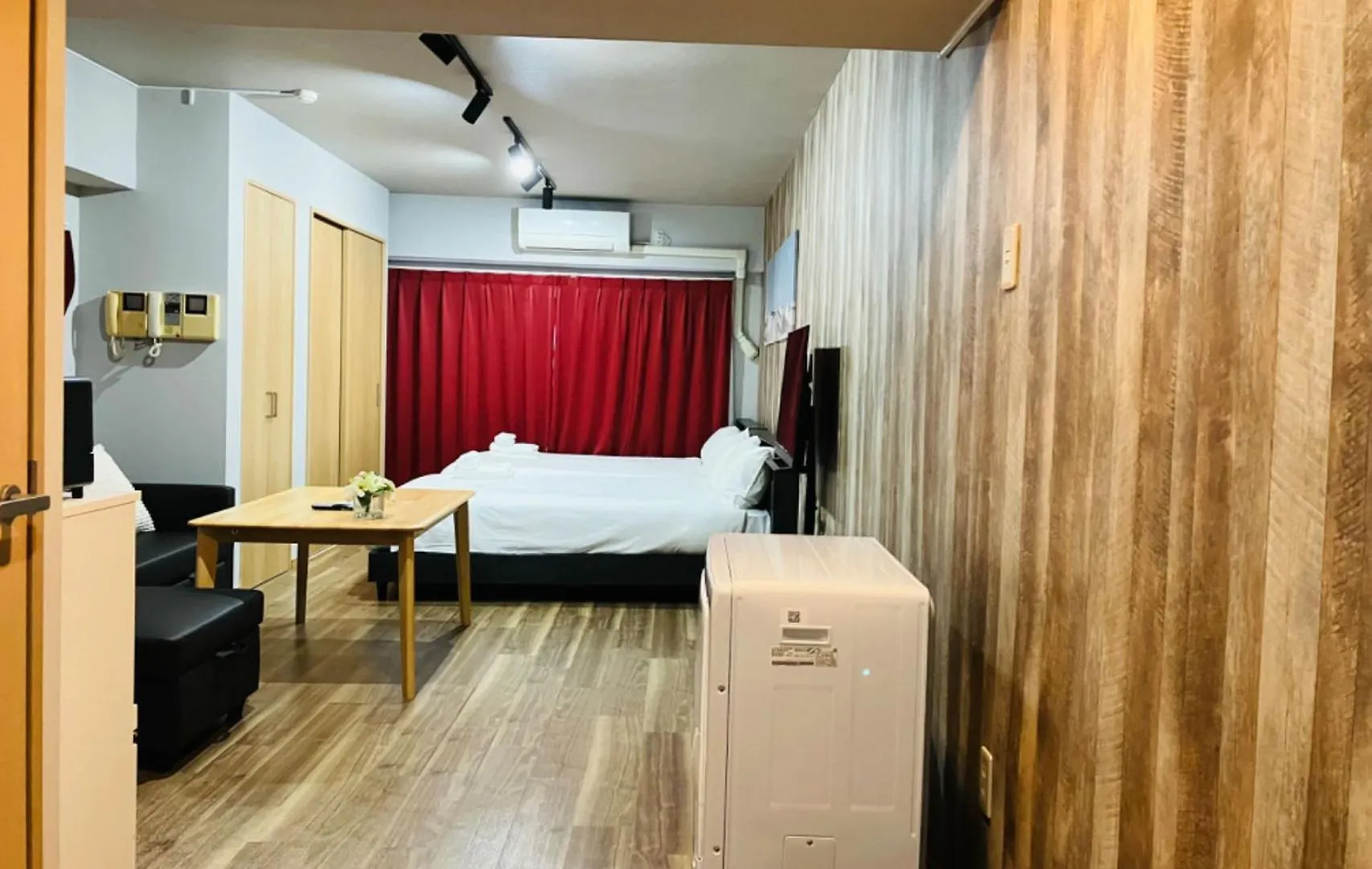 B-Shinjuku Hana Luxury House Apartment Tokyo