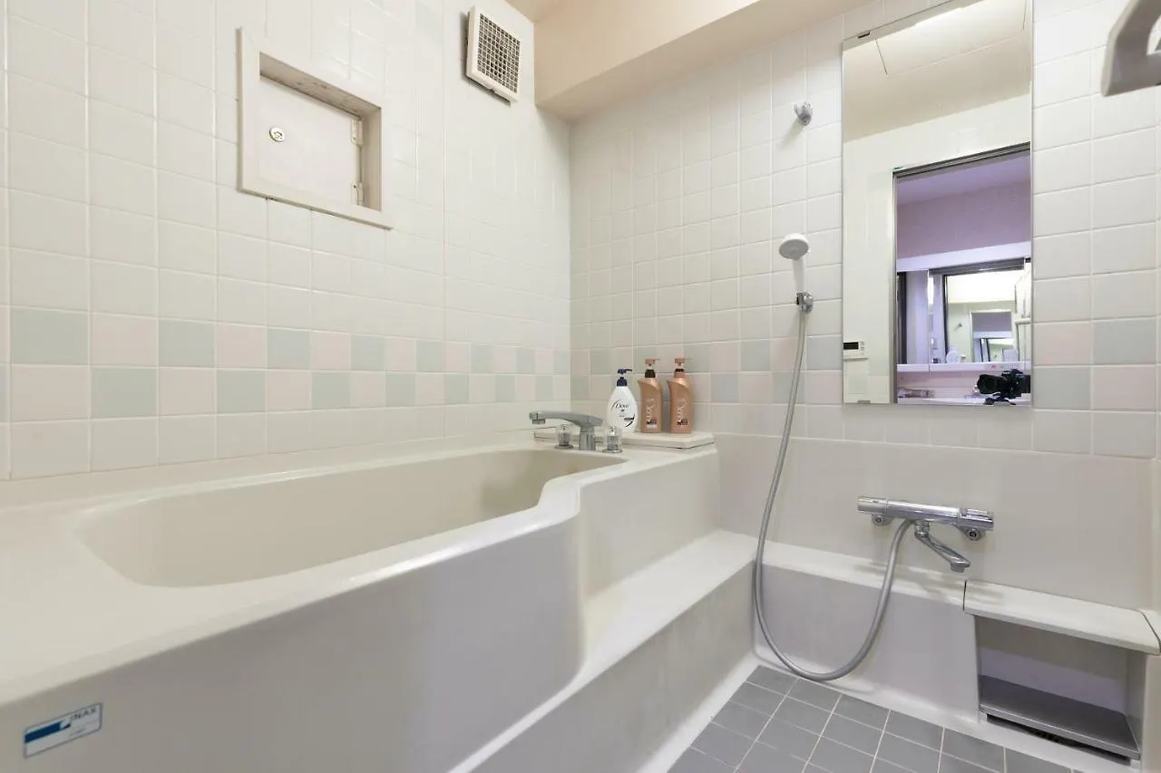 B-Shinjuku Hana Luxury House Apartment Tokyo