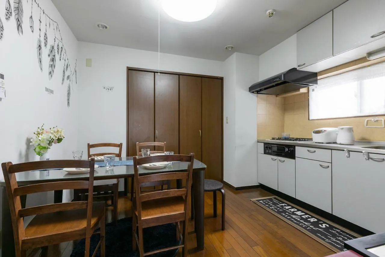 B-Shinjuku Hana Luxury House Apartment Tokyo